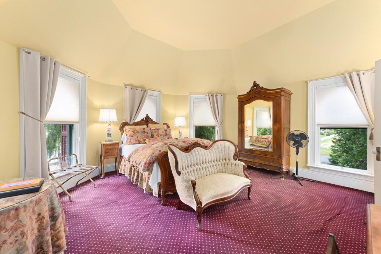 The Gables Wine Country Inn 산타 로사 외부 사진