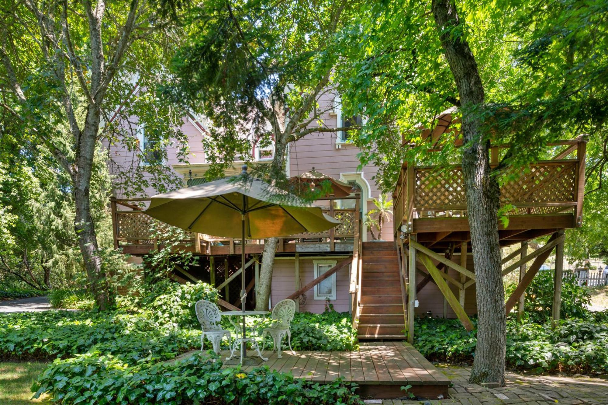 The Gables Wine Country Inn 산타 로사 외부 사진